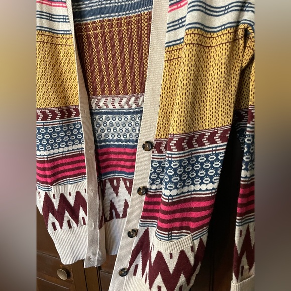 Mossimo, Aztec/Tribal, Blue, Mustard, Pink, Maroon Cardigan with Pockets, size L - Picture 6 of 6